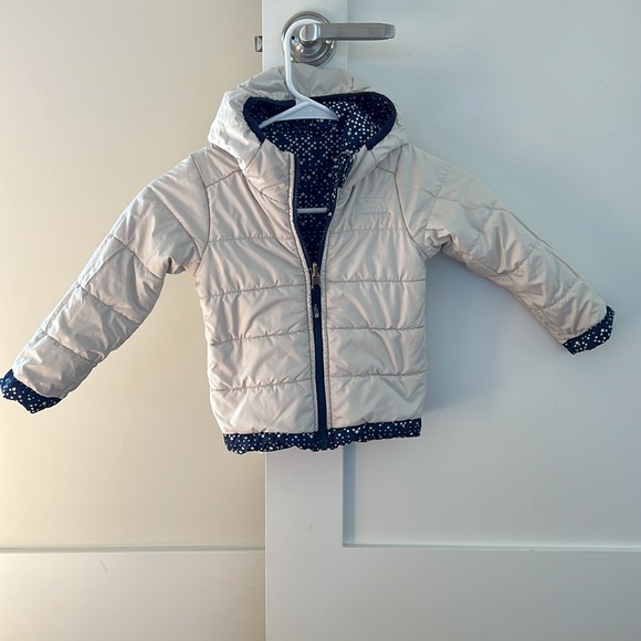 The North Face reversible puffer jacket/coat in excellent condition - Picture 5 of 8